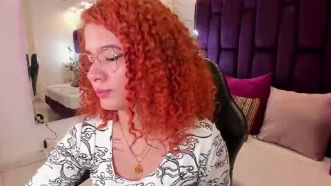 Avril  online show from November 26, 2025, 11:44 am