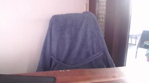 Snapshot of awesome86m chatting on May 30, 2026, 6:38 pm PiPa online show from May 30, 2026, 6:38 pm