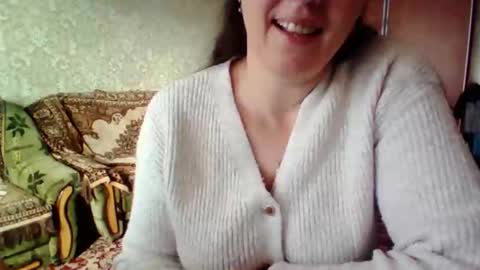 awesomeladyy online show from October 31, 2025, 8:15 am