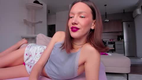 Awgustina online show from February 2, 2026, 9:19 am