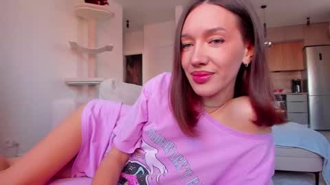 Awgustina online show from March 6, 2026, 9:28 am