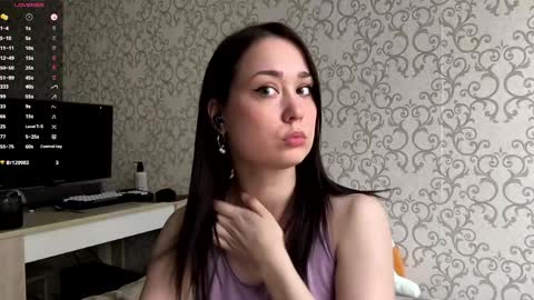 Bella online show from June 1, 2026, 7:54 am