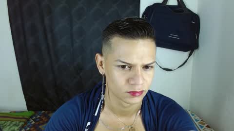 Snapshot of axcel_boy chatting on October 21, 2025, 12:50 pm axcel online show from October 21, 2025, 12:50 pm