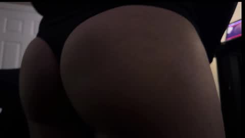 Snapshot of axel101101 chatting on March 2, 2025, 12:11 pm Axel Palacios online show from March 2, 2025, 12:11 pm