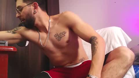 Independiente Model online show from November 2, 2025, 12:51 pm