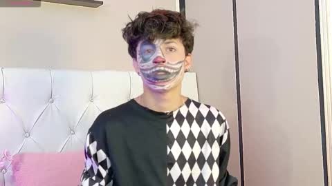 Axel Evanss online show from October 30, 2025, 1:12 pm