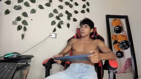 Snapshot of axel_rosse2 chatting on October 26, 2025, 8:04 pm axel_rosse2 online show from October 26, 2025, 8:04 pm