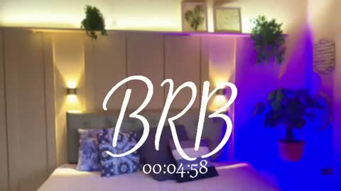 Axel  online show from June 18, 2026, 7:07 pm