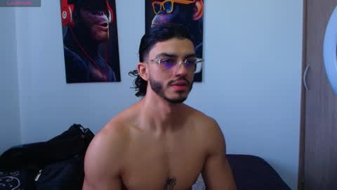 Snapshot of axel_stein03 chatting on May 5, 2026, 7:44 pm axel stein NEW ACCOUNT online show from May 5, 2026, 7:44 pm