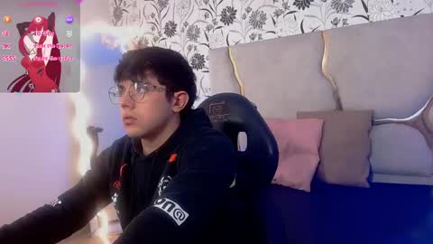 axelnoir_tay online show from June 1, 2026, 3:08 am