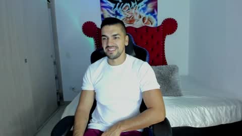 Snapshot of axelwinters_ chatting on April 20, 2026, 10:29 am Axel online show from April 20, 2026, 10:29 am