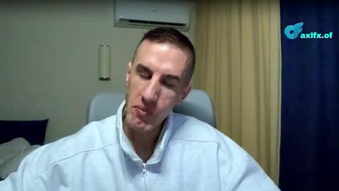 Axl online show from March 1, 2026, 2:35 am