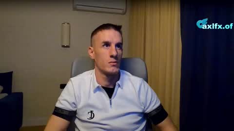 Axl online show from March 22, 2026, 10:02 pm