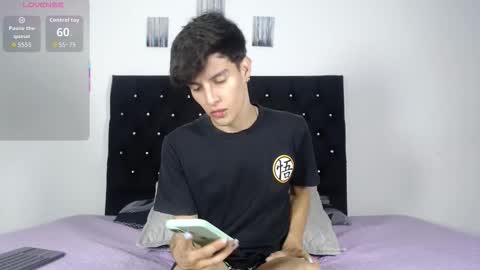 Snapshot of axxxel_twink chatting on February 17, 2026, 1:13 am Axxxel online show from February 17, 2026, 1:13 am