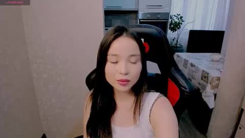 Aya Moon online show from November 21, 2025, 5:06 am