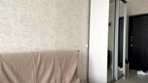 Snapshot of ayaderen chatting on February 19, 2025, 6:44 am  im Aya welcome to my room  online show from February 19, 2025, 6:44 am