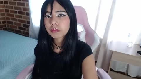 Snapshot of ayamefox chatting on June 1, 2026, 12:51 pm Ayame online show from June 1, 2026, 12:51 pm