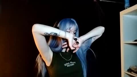 Eva online show from September 17, 2025, 7:32 am