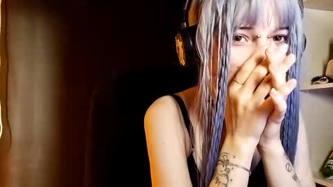 Eva online show from September 19, 2025, 8:16 am