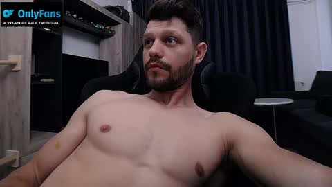 Snapshot of aydanblakeofficial chatting on April 30, 2026, 6:42 am Aydan Blake Official online show from April 30, 2026, 6:42 am