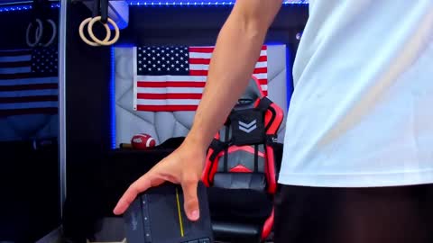 Ayden Miller online show from April 3, 2026, 4:54 am