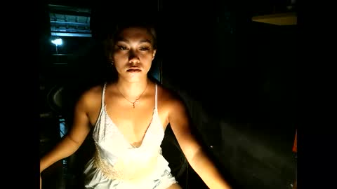 ayeshahxxx online show from June 1, 2026, 1:24 pm
