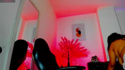 Ayliinn  online show from May 6, 2026, 1:57 am