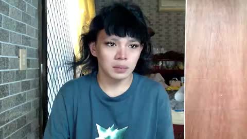 aymkyline online show from March 23, 2026, 2:37 am