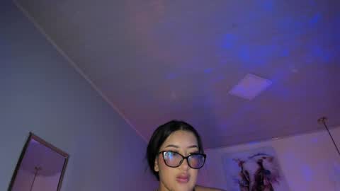 Ayshell online show from April 10, 2026, 4:17 am