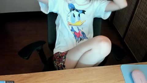 Snapshot of ayumianzu chatting on May 13, 2026, 9:55 pm anzu online show from May 13, 2026, 9:55 pm