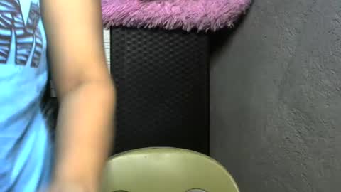 I am Zai online show from December 6, 2024, 3:44 pm