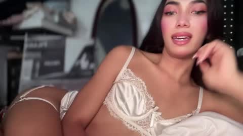 azalea_cum69 online show from May 8, 2026, 6:57 pm