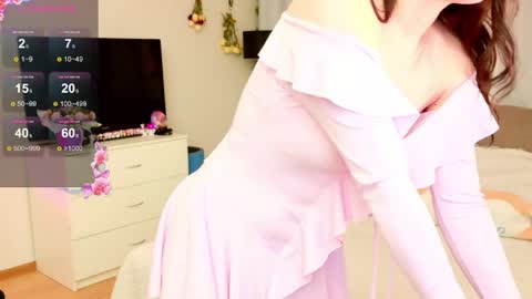 Snapshot of azaliya_haze chatting on April 15, 2026, 7:58 pm Azaliya online show from April 15, 2026, 7:58 pm
