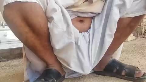 azazbrahem online show from November 11, 2025, 10:04 am