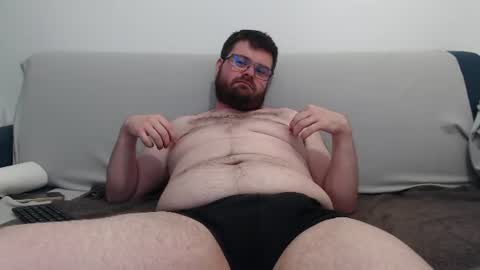 Snapshot of azer912 chatting on June 12, 2026, 6:40 pm Azer online show from June 12, 2026, 6:40 pm