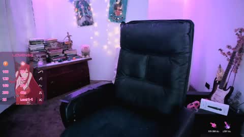   online show from April 16, 2026, 3:35 pm