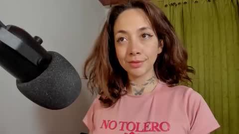 Snapshot of azumi_saan chatting on February 10, 2026, 2:26 am azumi saan online show from February 10, 2026, 2:26 am