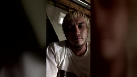 Azzguy69 online show from April 18, 2026, 11:36 am