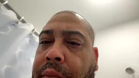 Snapshot of b1glongnhard chatting on November 9, 2025, 2:43 am b1glongnhard online show from November 9, 2025, 2:43 am