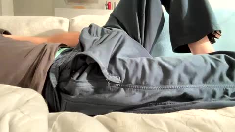 Snapshot of b6662050 chatting on February 23, 2025, 12:27 pm b6662050 online show from February 23, 2025, 12:27 pm