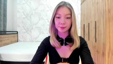 Cute Raby online show from June 3, 2026, 2:33 pm