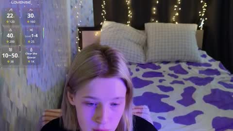 Snapshot of babees_eva chatting on March 28, 2026, 10:59 am Sweety Eva online show from March 28, 2026, 10:59 am