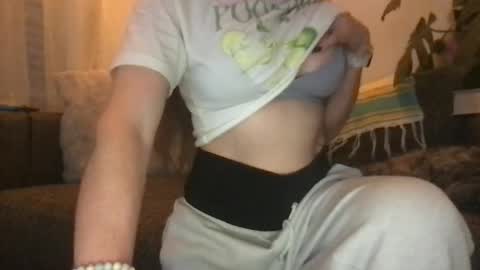 Snapshot of baby1865385 chatting on March 1, 2026, 4:58 am baby1865385 online show from March 1, 2026, 4:58 am