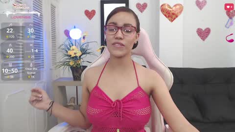 Snapshot of baby_blue18_ chatting on December 10, 2024, 6:38 pm salome online show from December 10, 2024, 6:38 pm