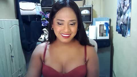 cassandra online show from October 7, 2025, 10:18 pm