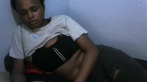 baby_fayyan online show from January 6, 2026, 5:44 am