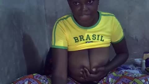 baby_fayyan online show from April 6, 2026, 5:19 am