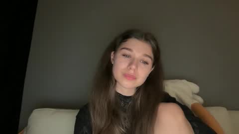 Baby girl nika online show from May 1, 2026, 6:34 pm