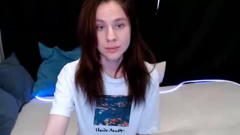 baby_kitte online show from December 20, 2024, 7:22 am