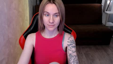 baby_kitte online show from November 28, 2025, 7:22 am